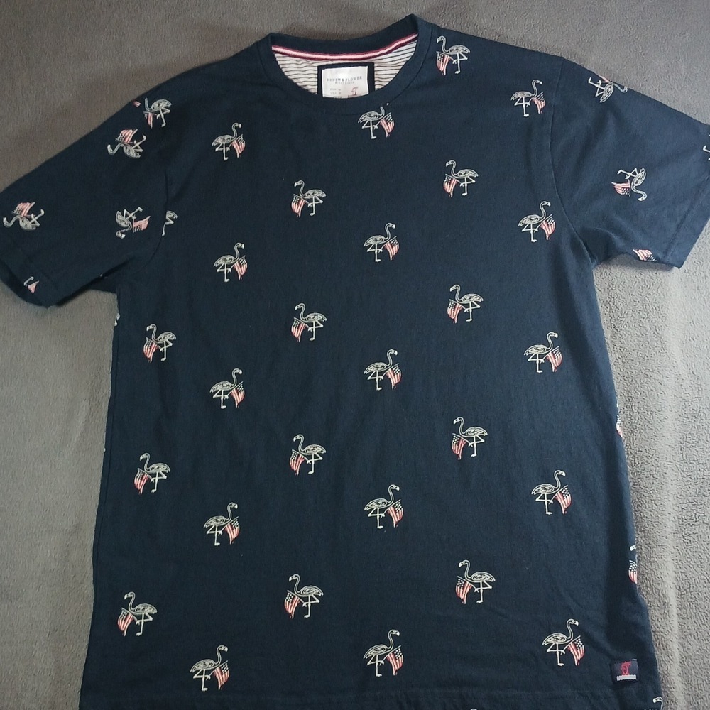 Denim & Flower Ricky Singh Men's M Navy USA Flamingo Print Crew Neck T-Shirt